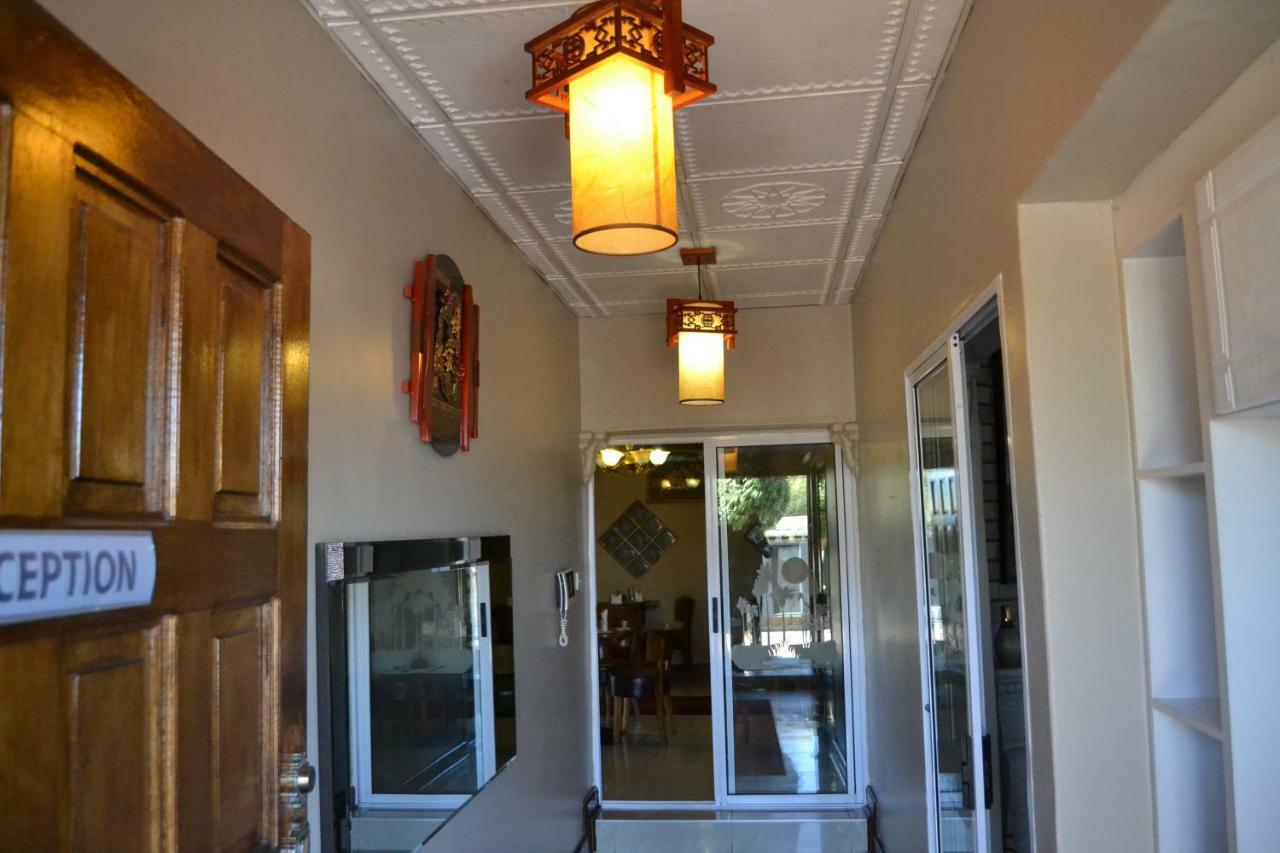 Triple Palms Bed And Breakfast Gaborone Exterior foto